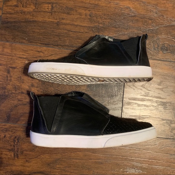 KAANAS Cozumel Black Chelsea Sneaker - Picture 2 of 4